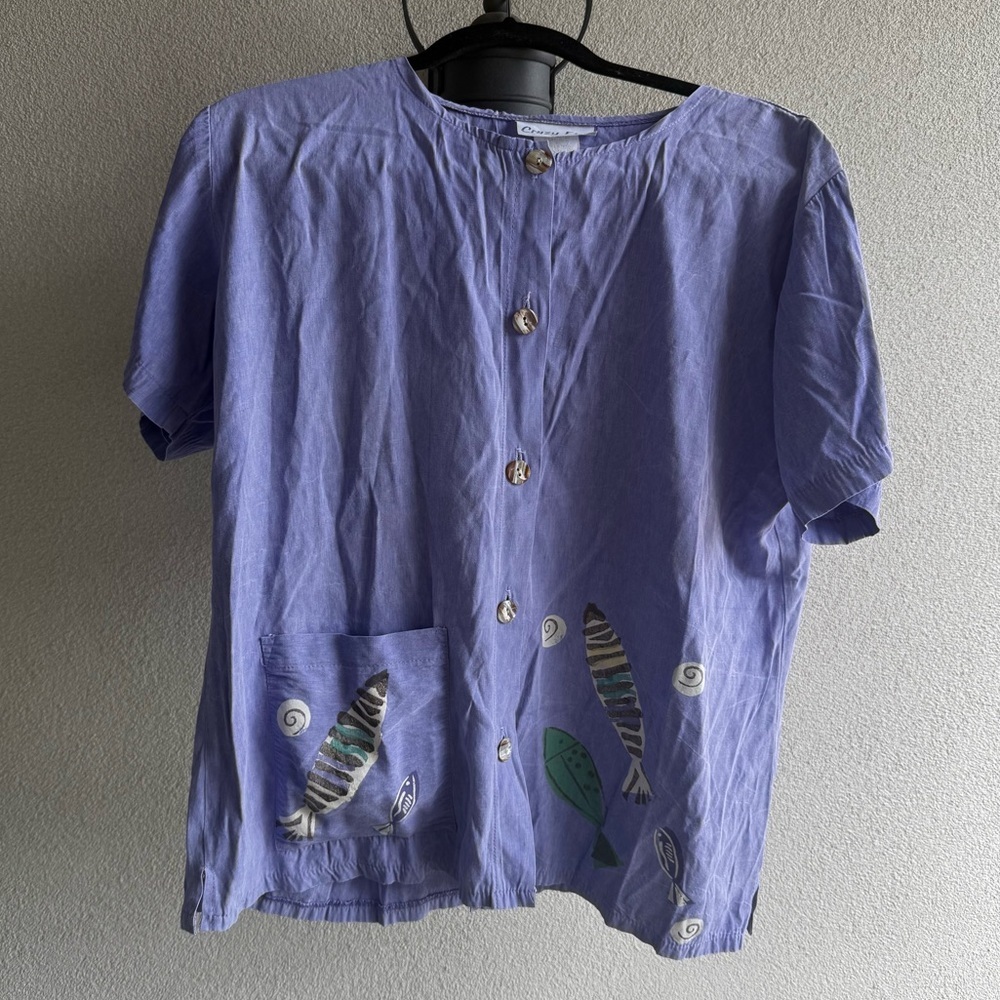 Eclectic Vintage Fish Button Up shirt top blouse